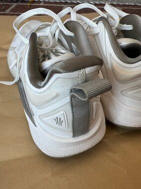 Anta Kai 1 - White Sneakers with Gray Accents